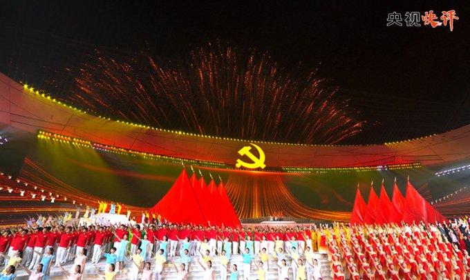 《悬崖之上》中，谢子荣为什么不直接擦掉暗号？